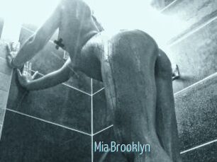 Mia_Brooklyn