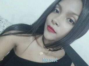 Mia_scot