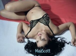 MiaaScott