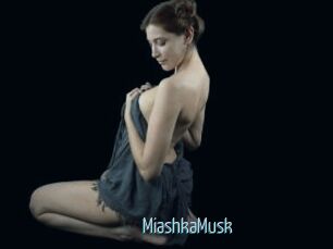 MiashkaMusk