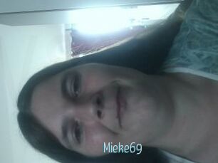 Mieke69