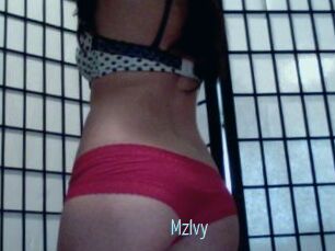 MzIvy