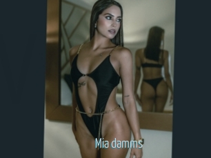 Mia_damms