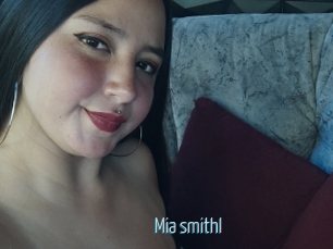 Mia_smithl
