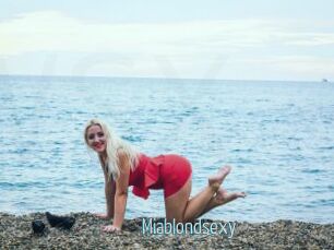 Miablondsexy