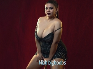 Miah_bigboobs