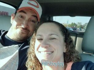 Milfsboytoy