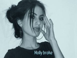 Molly_broke