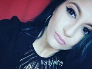 NerdyWifey