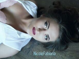 NicoleFabiana