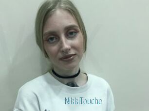 NikkiTouche