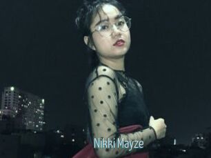 Nikki_Mayze