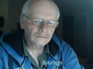 Nylontomi