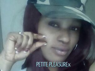 PETITE_PLEASUREx