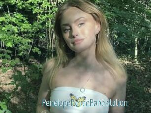PenelopePierceBabestation