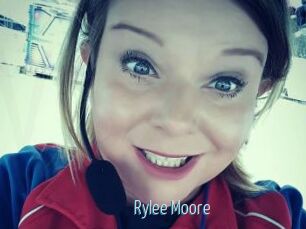 Rylee_Moore