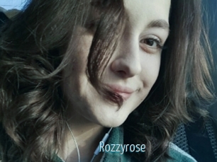 Rozzyrose
