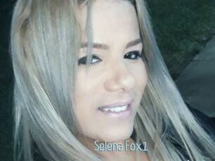 Selena_Fox1