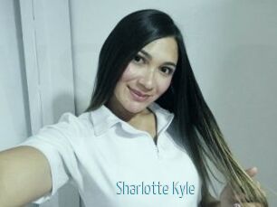 Sharlotte_Kyle