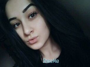 ShineMia