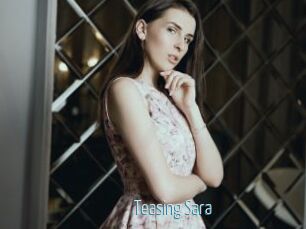 Teasing_Sara