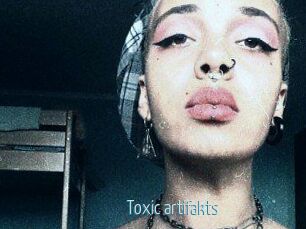 Toxic_artifakts