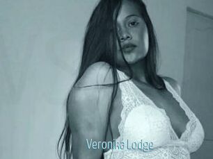 Veronika_Lodge