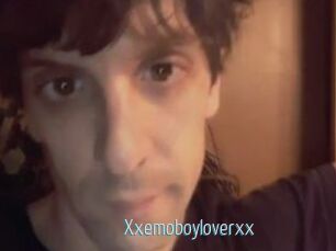 Xxemoboyloverxx