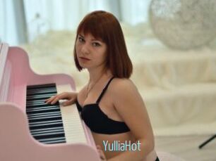 YulliaHot