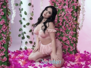 Zoe_bakerr