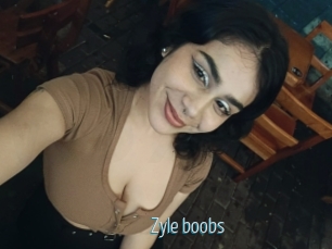 Zyle_boobs